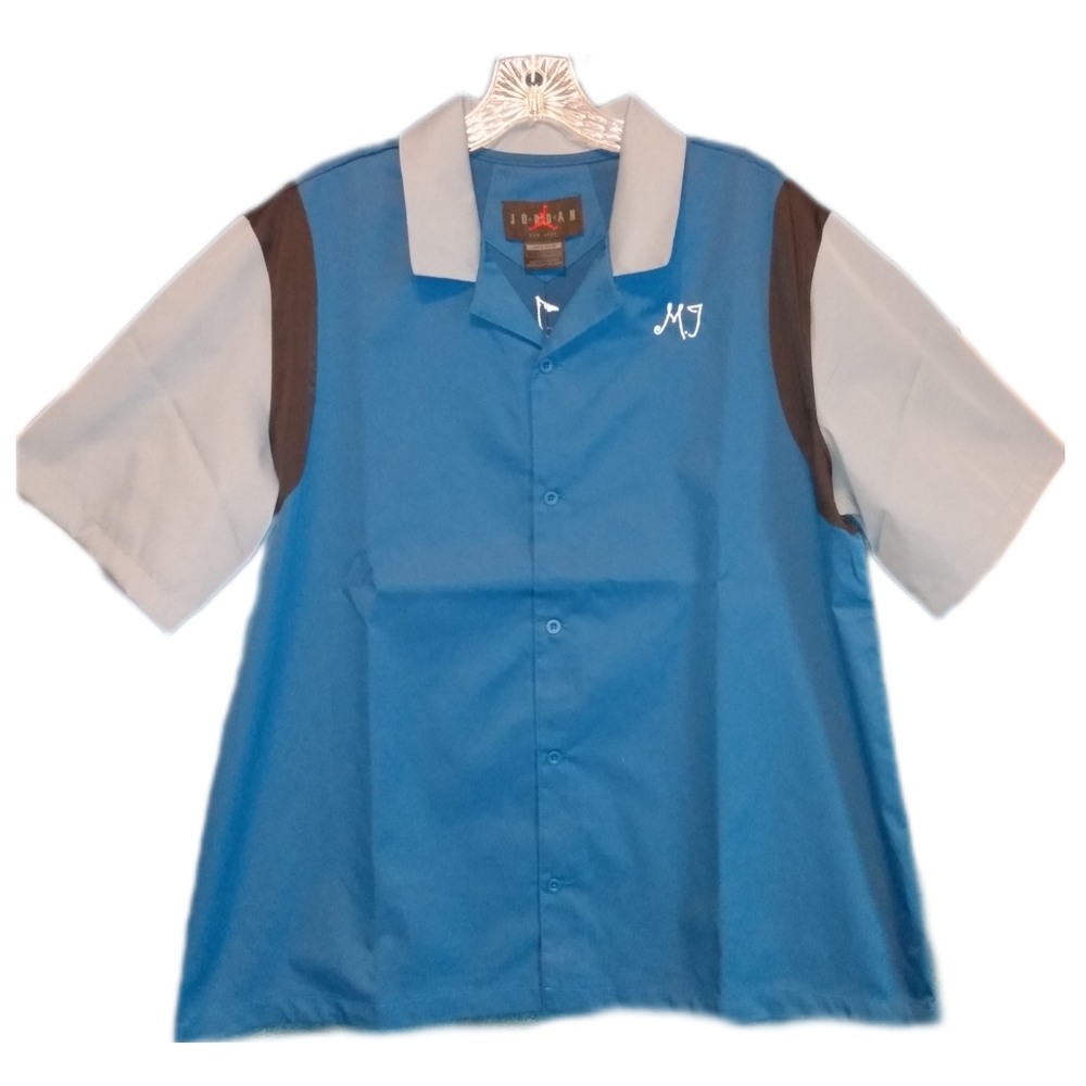 NWT Air Jordan Button Down Embroidered Retro Bowling Shirt